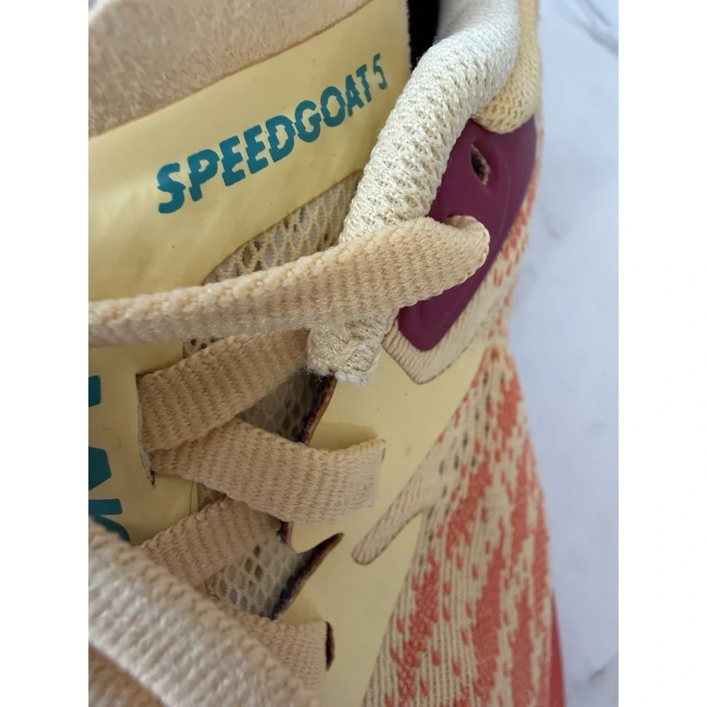 Hoka One One Speedgoat 5 Trail Running Shoes Multicolor Womens 7.5B Vibram